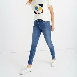 Madewell 9" Mid-Rise Skinny Jeans in Pearson Wash